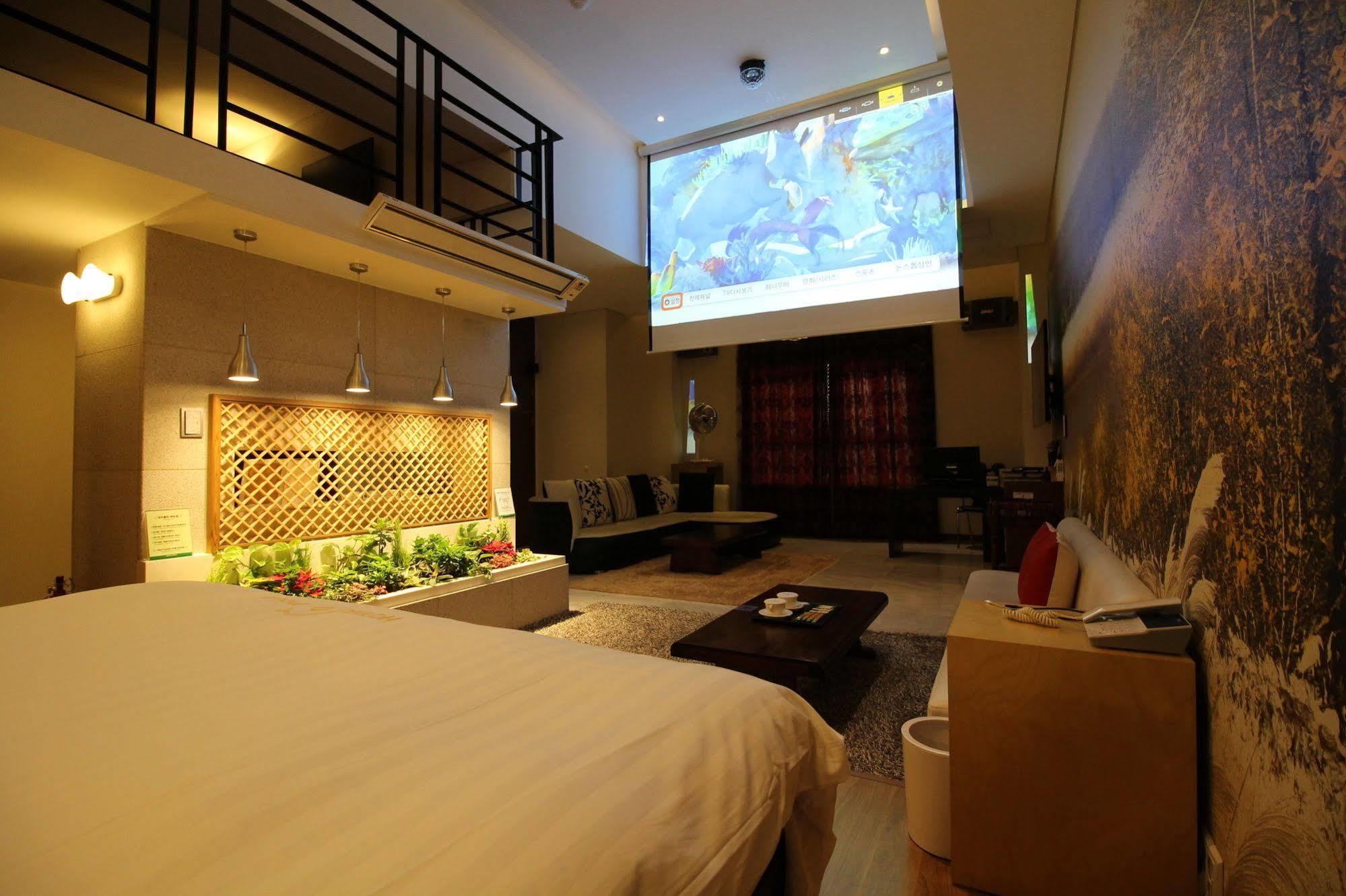 Polo Tourist Hotel Inczhon Zewnętrze zdjęcie
